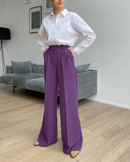 Damskie spodnie chinosy z szerokimi nogawkami podkreślające talię