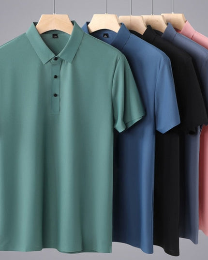 Męska koszulka polo z gładkiej tkaniny czarnymi guzikami