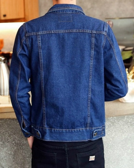 Męska kurtka jeansowa o prostym kroju z przeszyciami