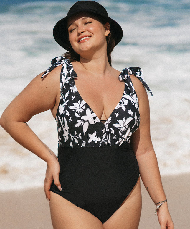 Damski jednoczęściowy strój kąpielowy plus size z wiązanymi ramiączkami