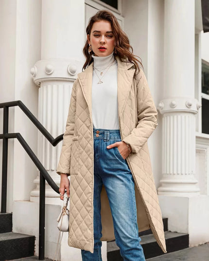 Damski płaszcz pikowany z kieszeniami