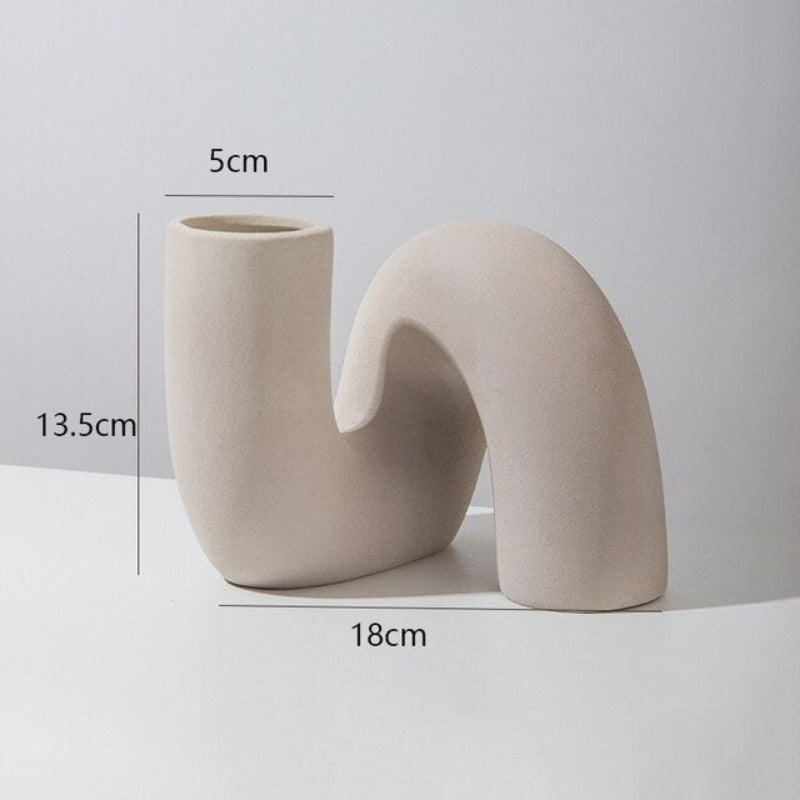 Wazon ceramiczny minimalistyczny w jasnych kolorach