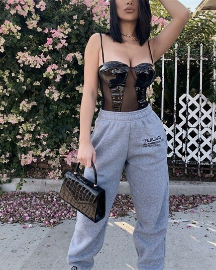 Damskie spodnie dresowe z napisem