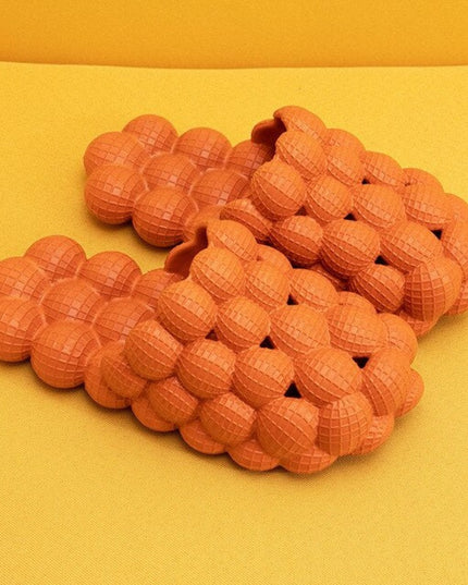 Klapki z zakrytymi palcami oryginalny fason kulki