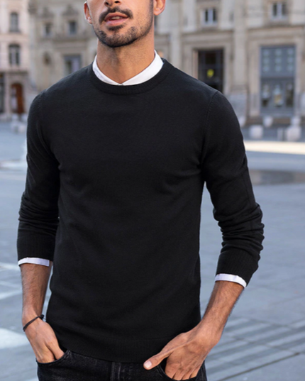 Męski sweter z dekoltem w łódkę o dopasowanym kroju