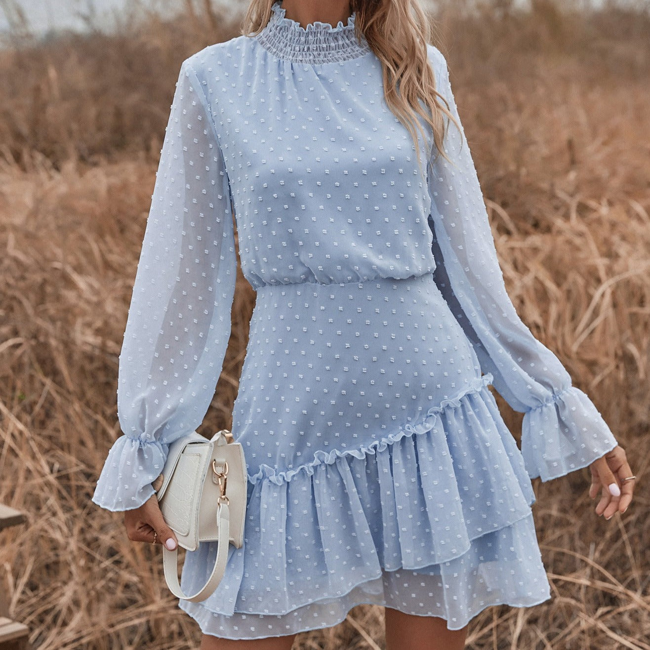 Sukienka mini letnia w stylu boho