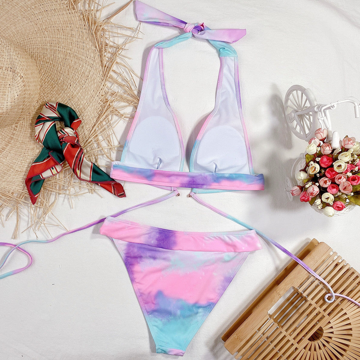 Damski dwuczęściowy strój kąpielowy bikini z paseczkami na talię