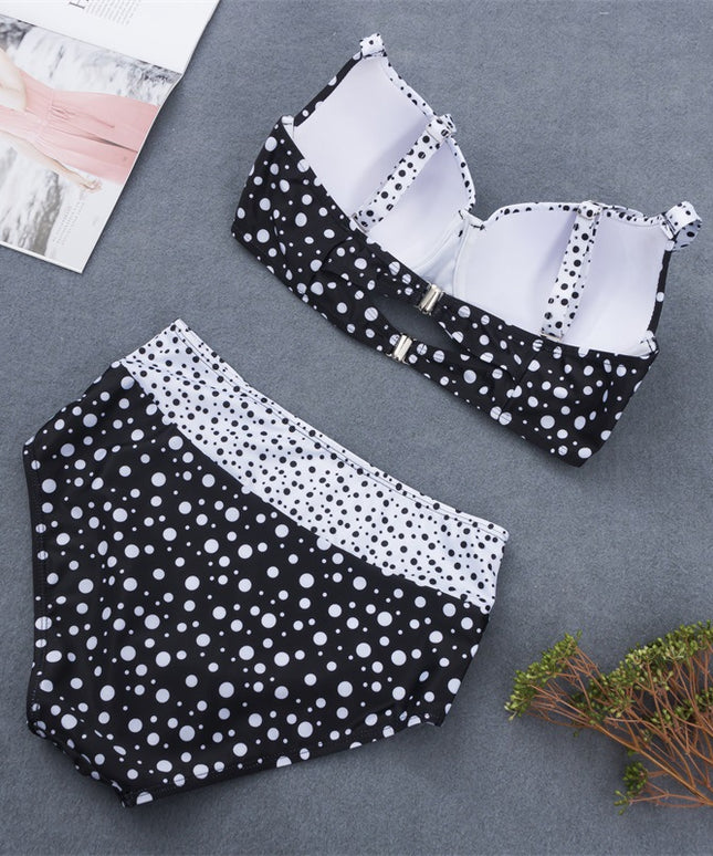 Dwuczęściowy strój kąpielowy plus size w kropki