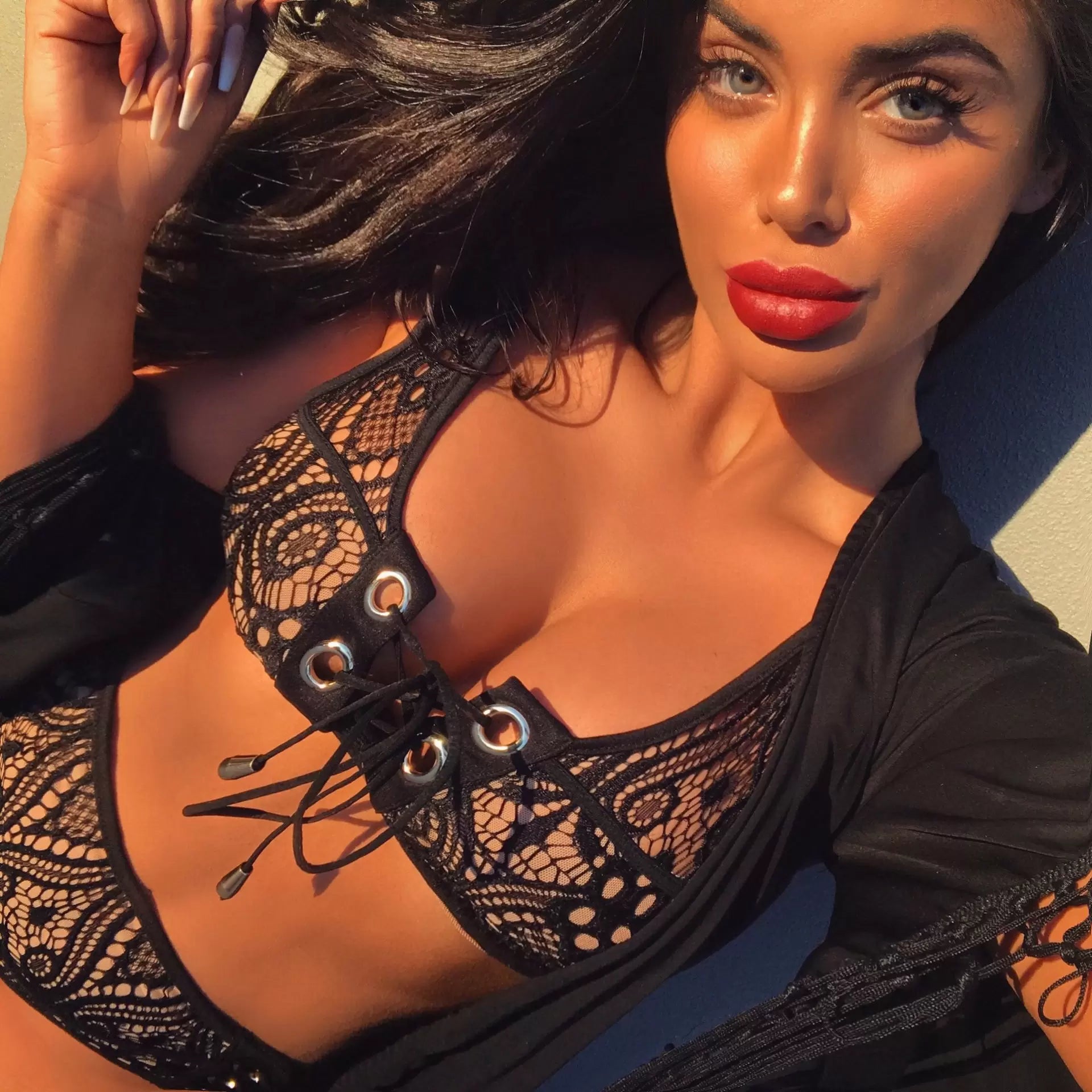 Damski dwuczęściowy strój kąpielowy bikini koronkowy wzór